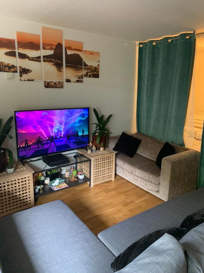 Garden Beautiful Cozy Flat , Recent Decorated. Apartman London Kültér fotó