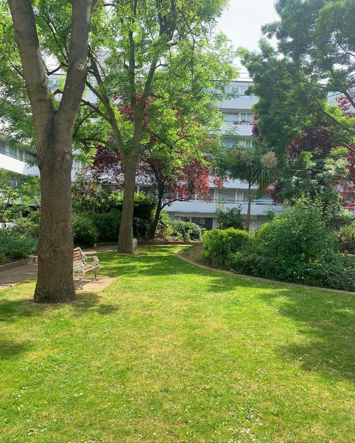 Garden Beautiful Cozy Flat , Recent Decorated. Apartman London Kültér fotó