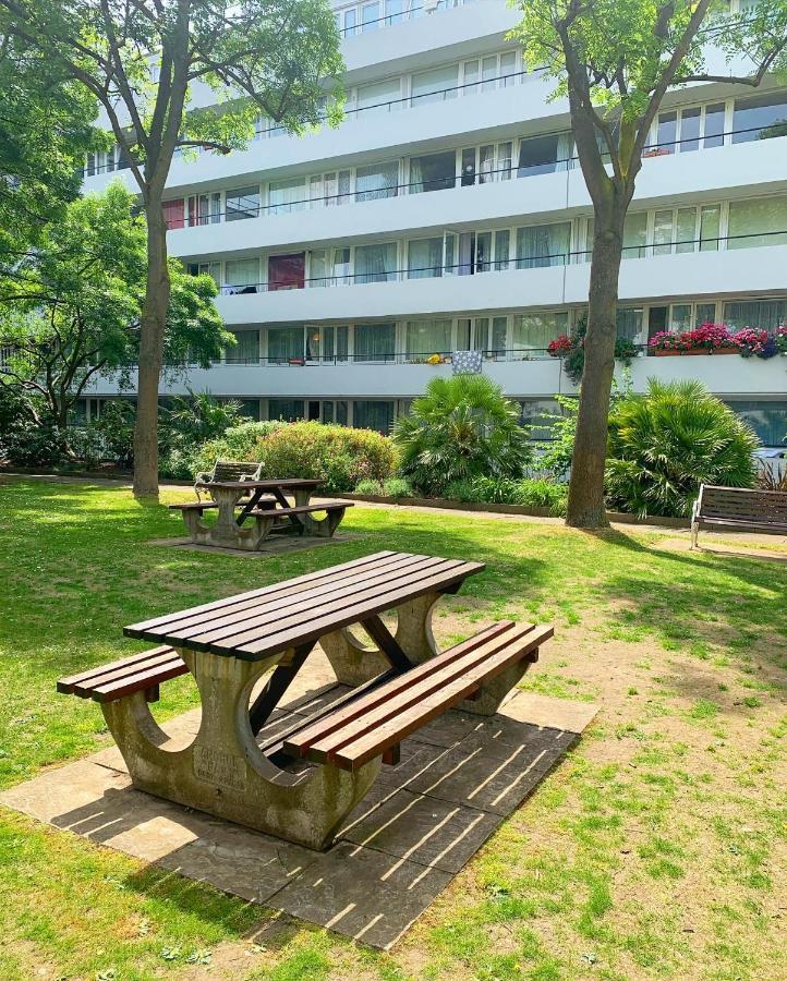 Garden Beautiful Cozy Flat , Recent Decorated. Apartman London Kültér fotó