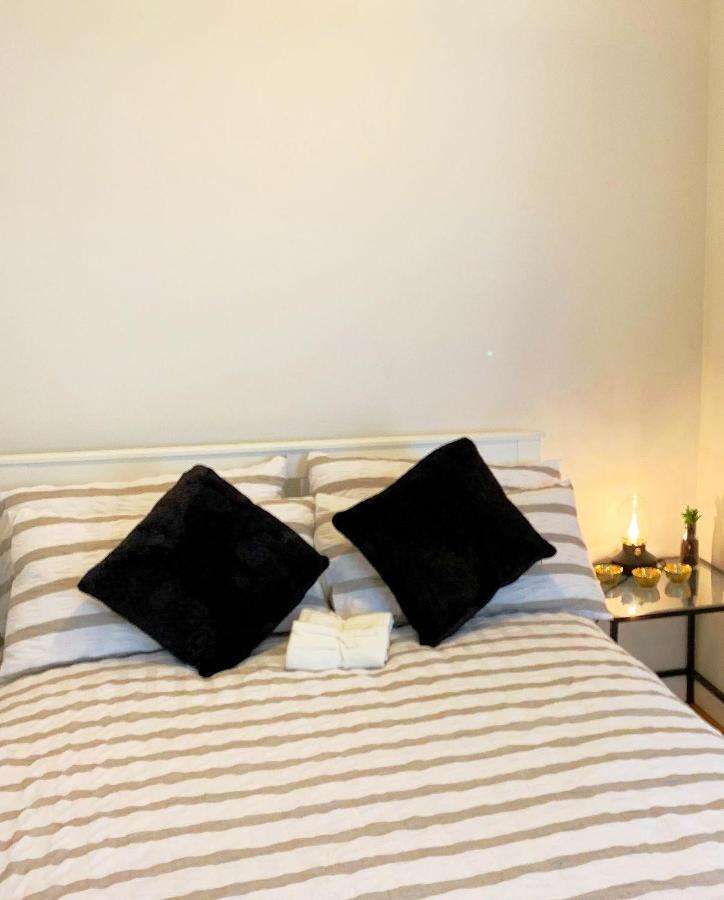 Garden Beautiful Cozy Flat , Recent Decorated. Apartman London Kültér fotó